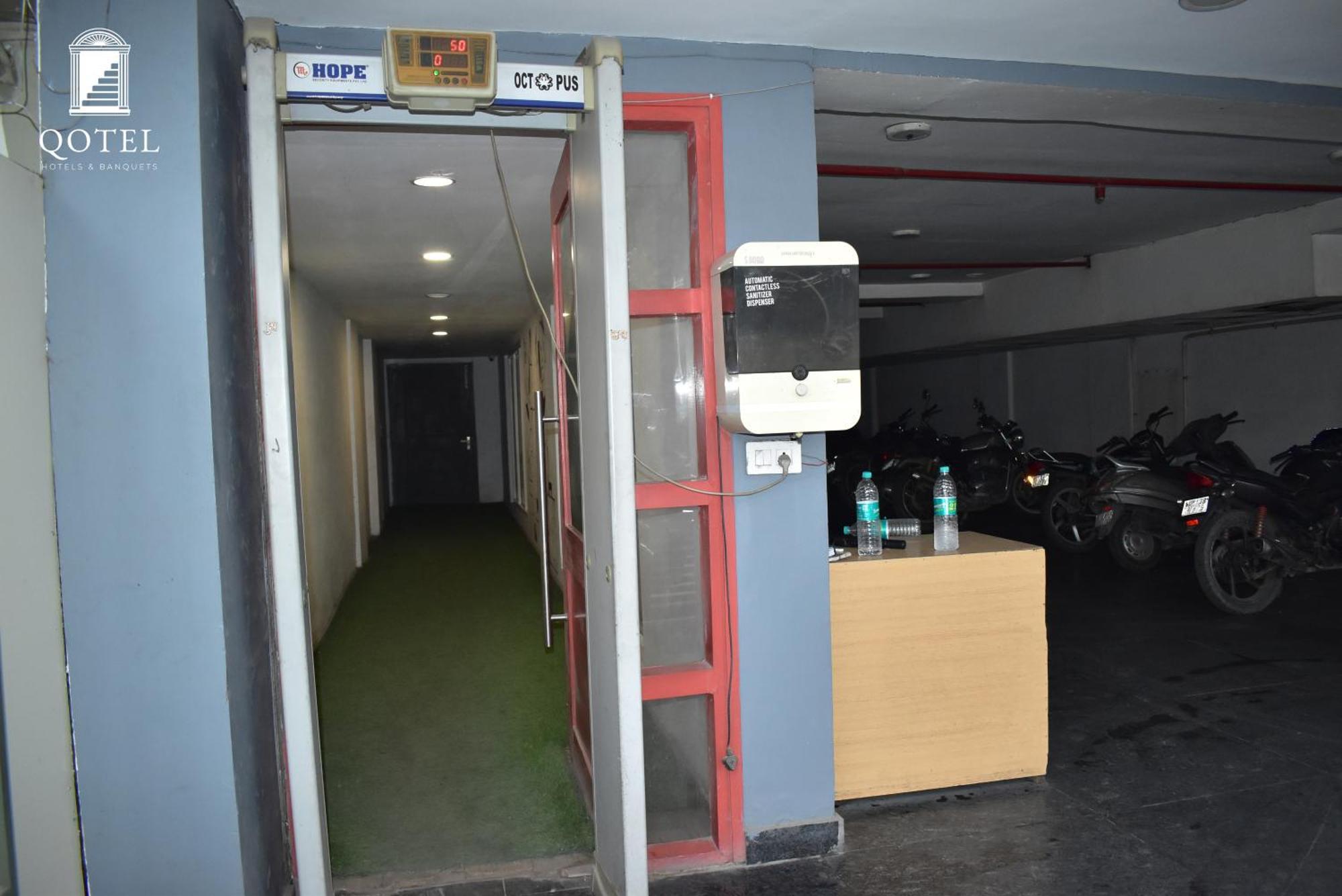 Hotel La Serene By Qotel-Gagan Vihar Anand Vihar New Delhi Exterior photo